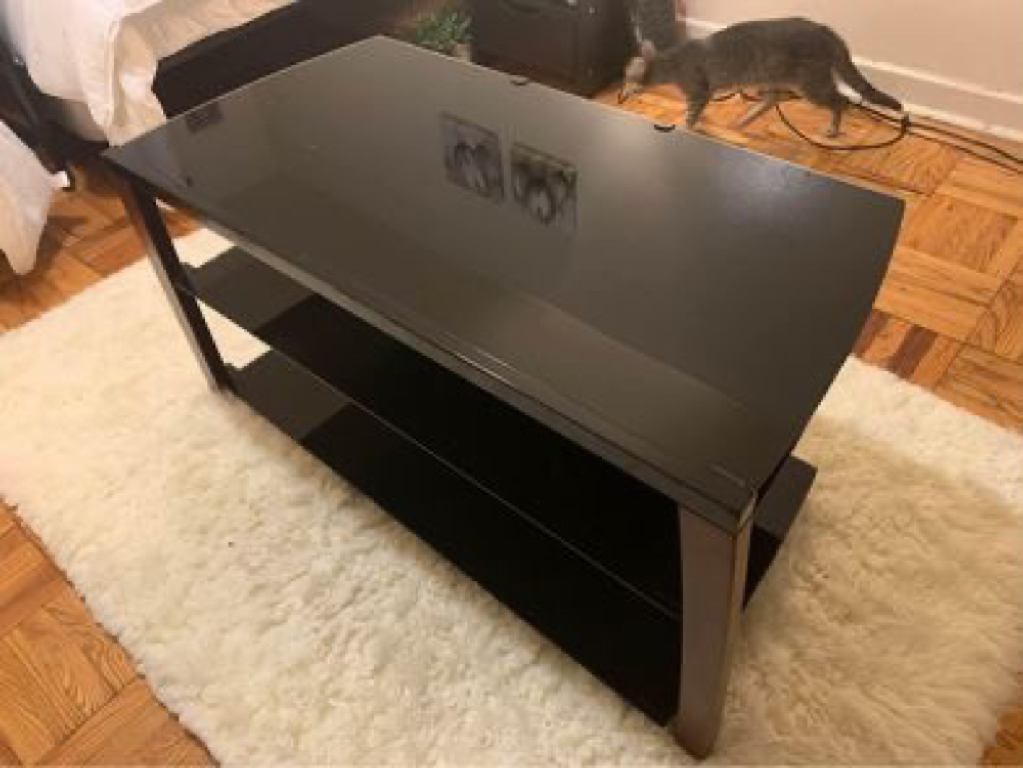 Tv stand glass and wood - photo 3