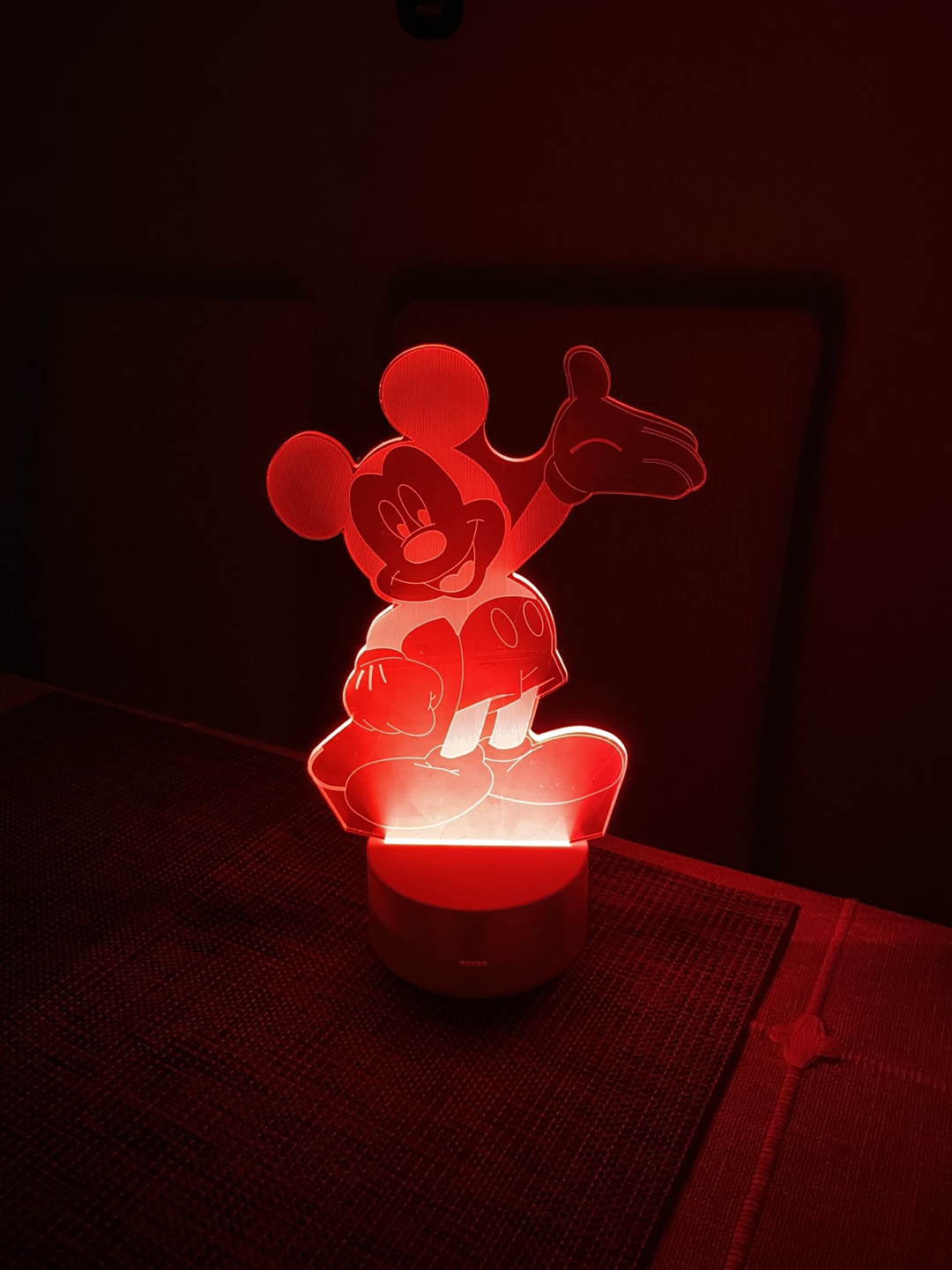 Mickey Mouse nightlight with 3 colours! - photo 3