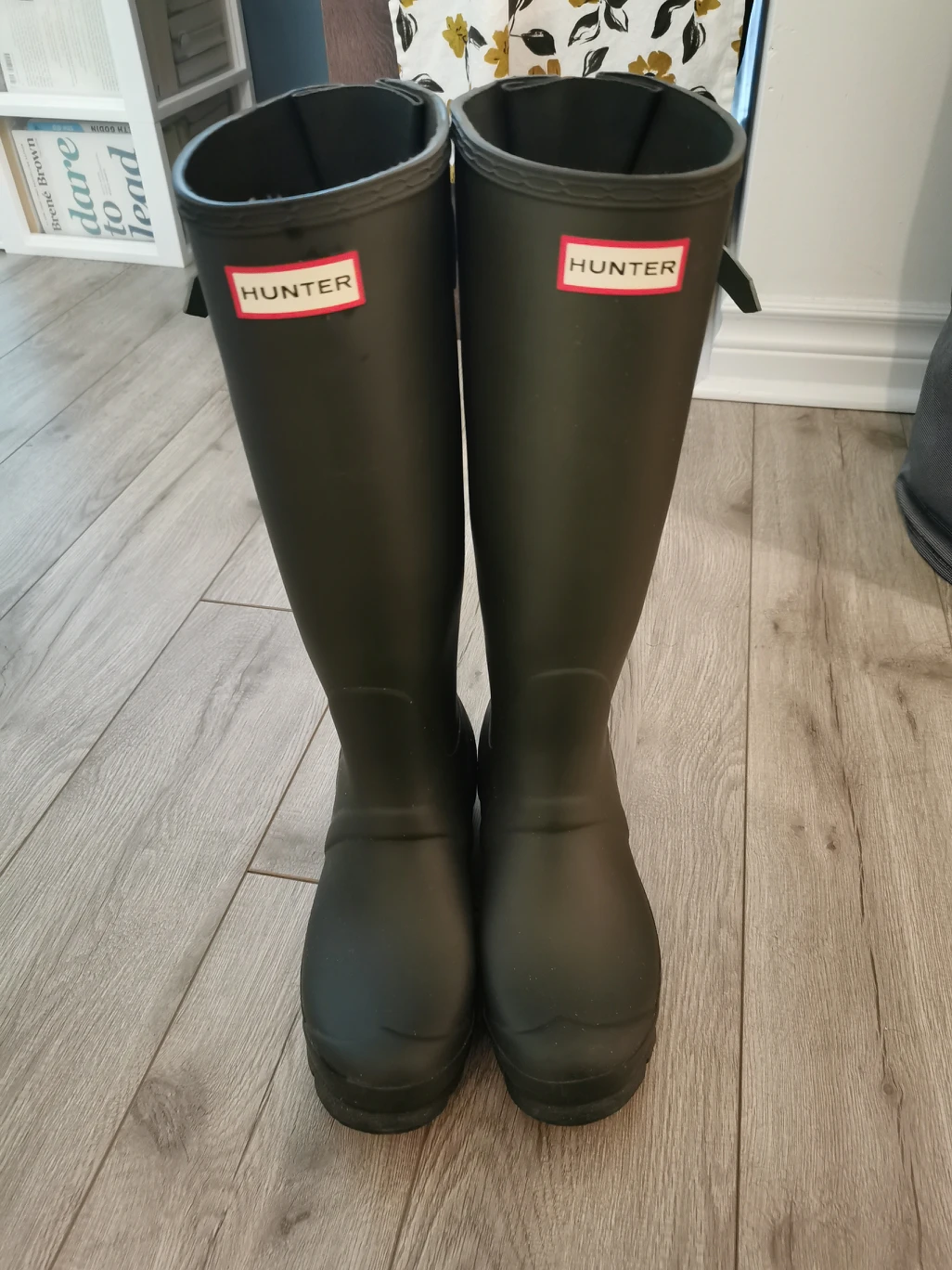 Hunter boots - size 7, adjustable
