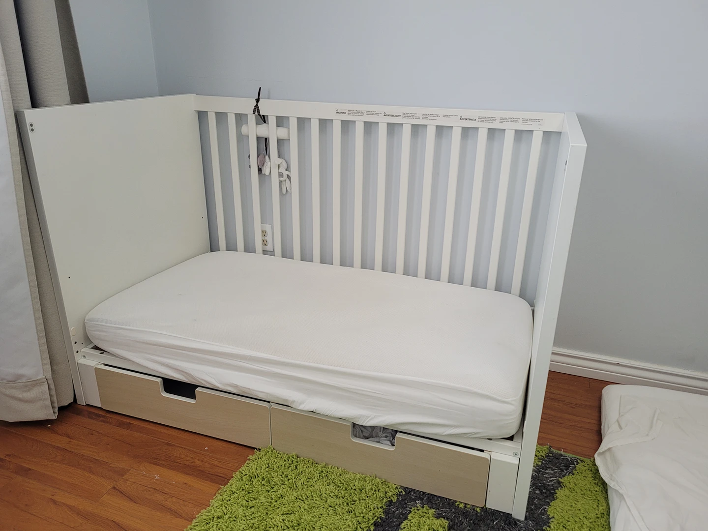 IKEA Crib Mattress🥇 ( free) mattress protector& fitted sheet)