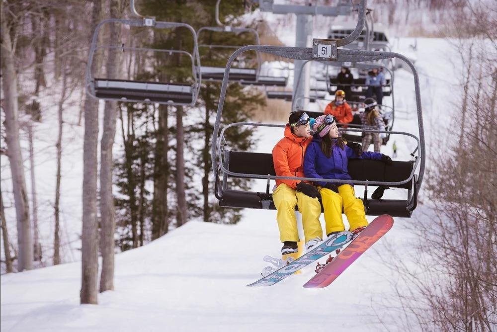 Ski Lakeridge Coupon Book - Skiing, Snowboarding, Tubing FUN image indicator(7)