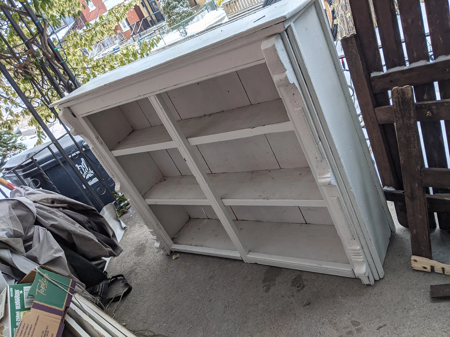 free antique (repainted) shelf unit
