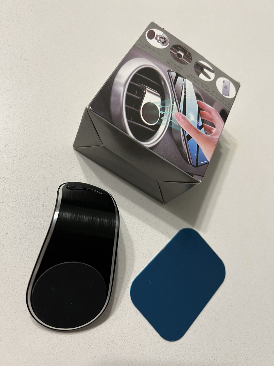 Cell phone magnet mount for car vent