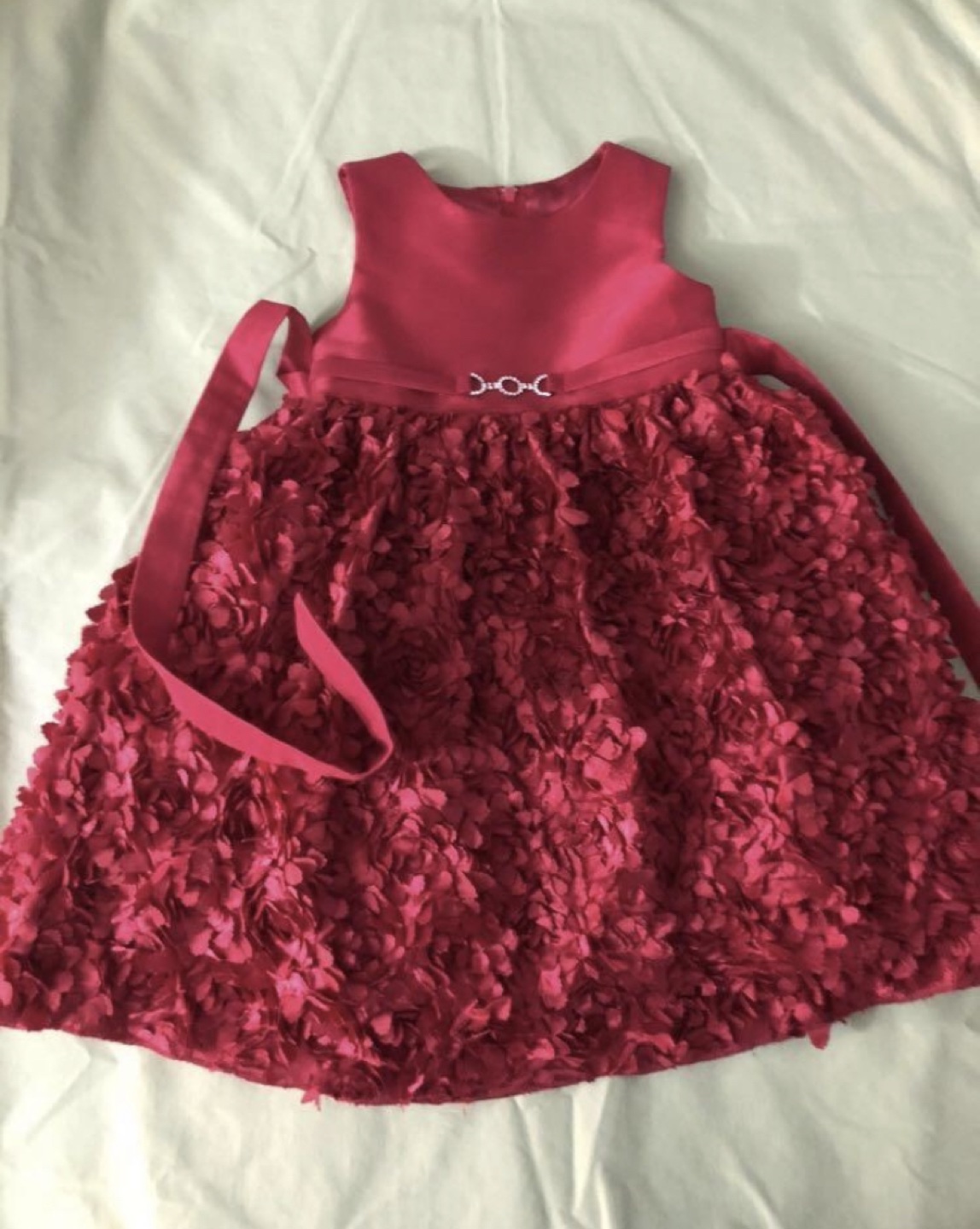 Red Dress thumbnail