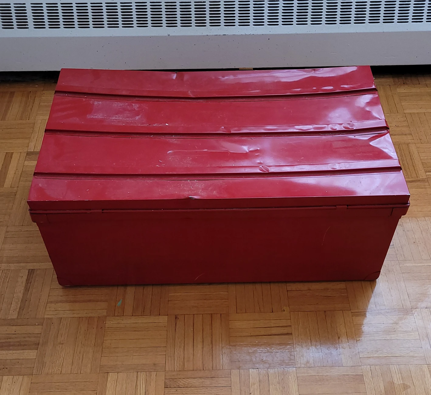 Metal Trunk thumbnail