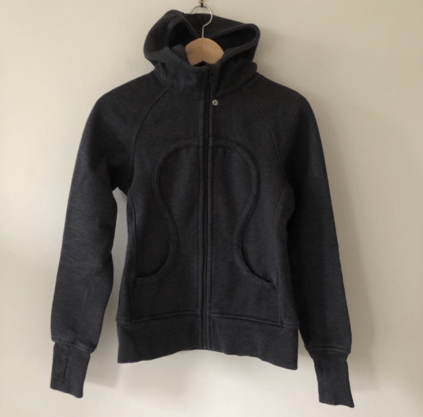 Lululemon Grey Scuba Hoodie Size 4 🥇 image indicator(7)
