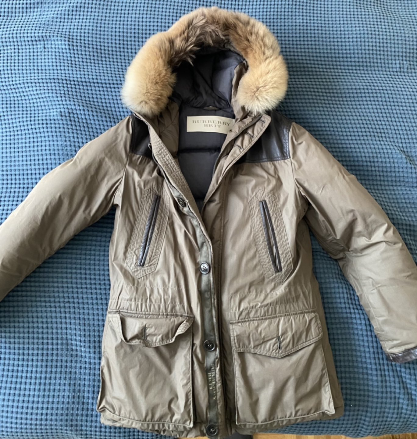 Burberry winter jacket thumbnail