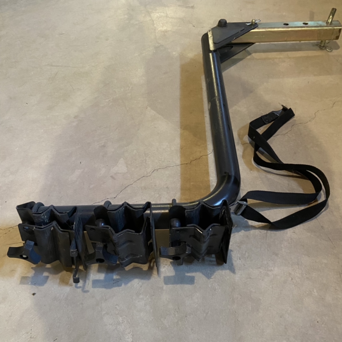 BIKE RACK HITCH (HOLDS 3 BIKES)(COMBI SPORT RACK) - photo 2