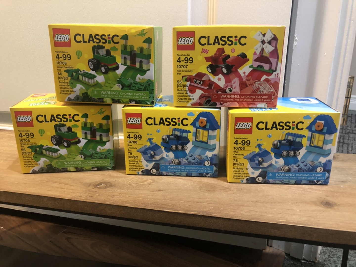 5 Lego Classic Sets thumbnail