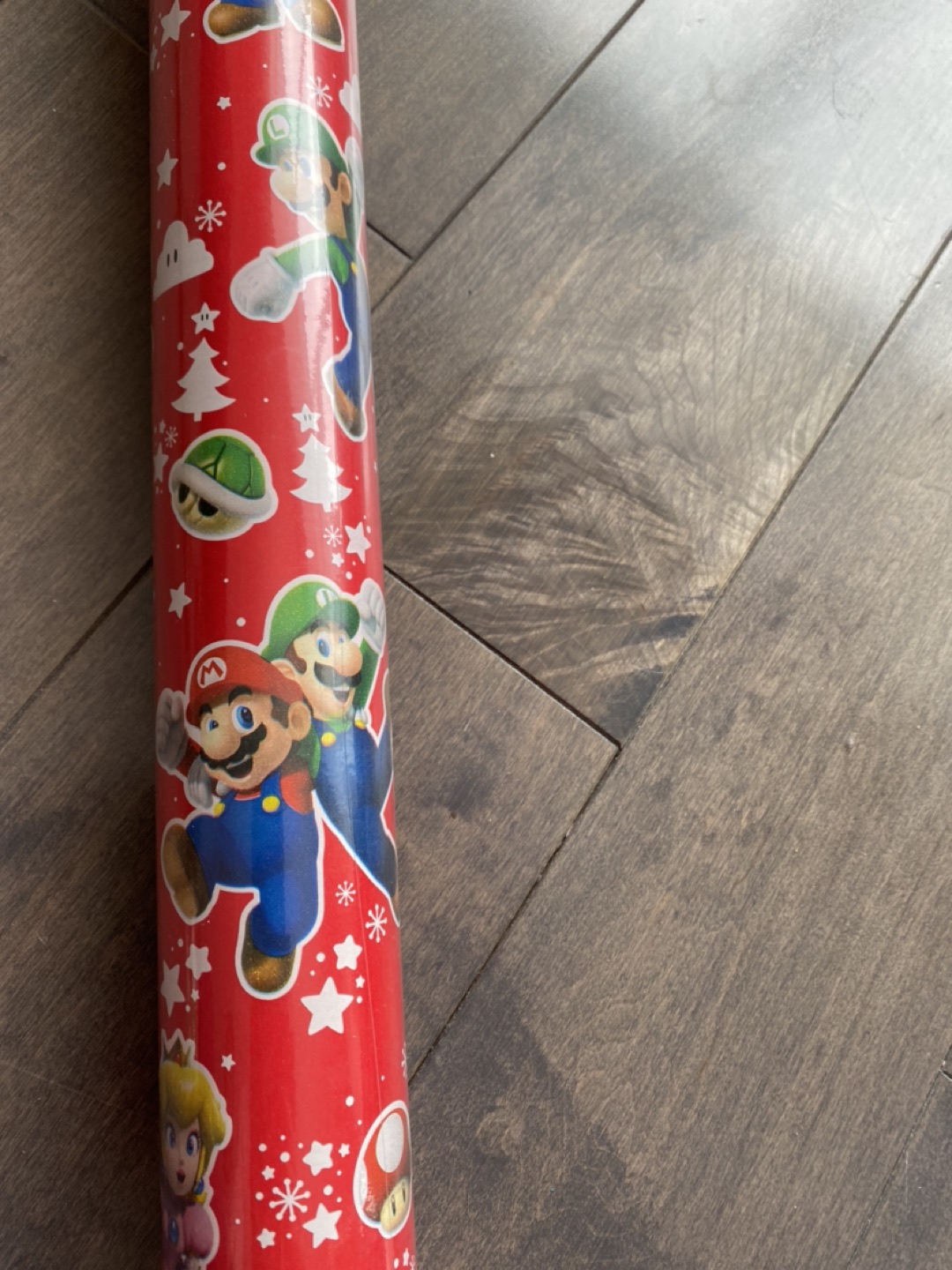 New. Wrapping paper. Super Mario theme. image indicator(2)