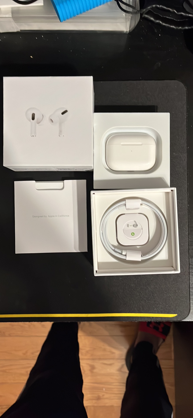 Open Box AirPods Pro- Still in warranty - photo 4