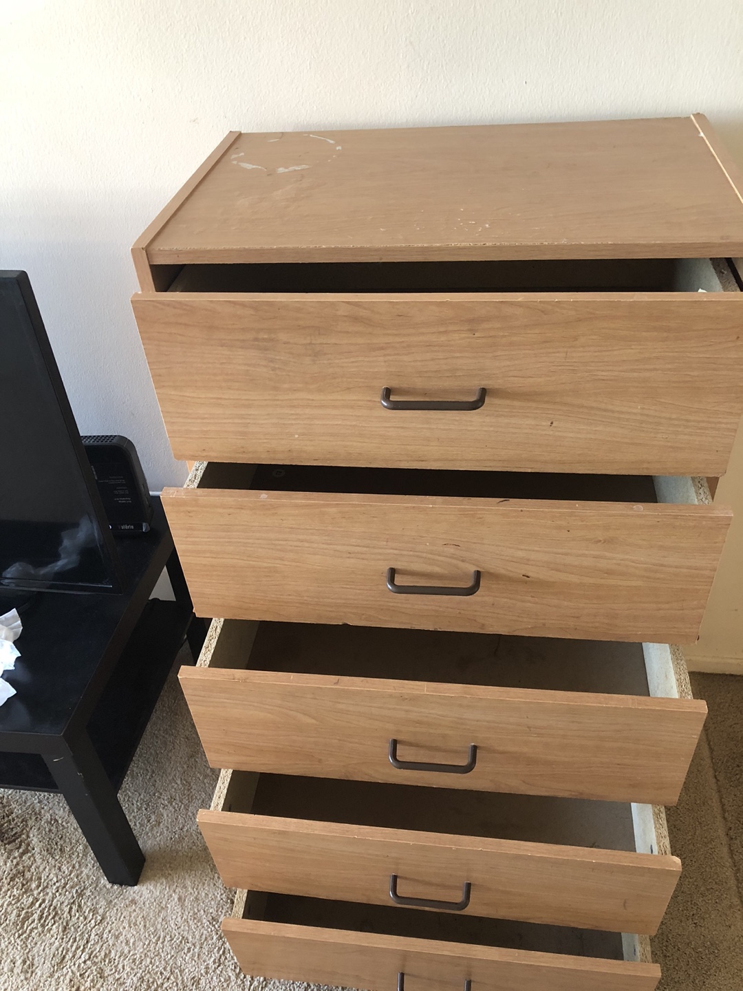 Dresser 5 drawer… must Go - photo 3