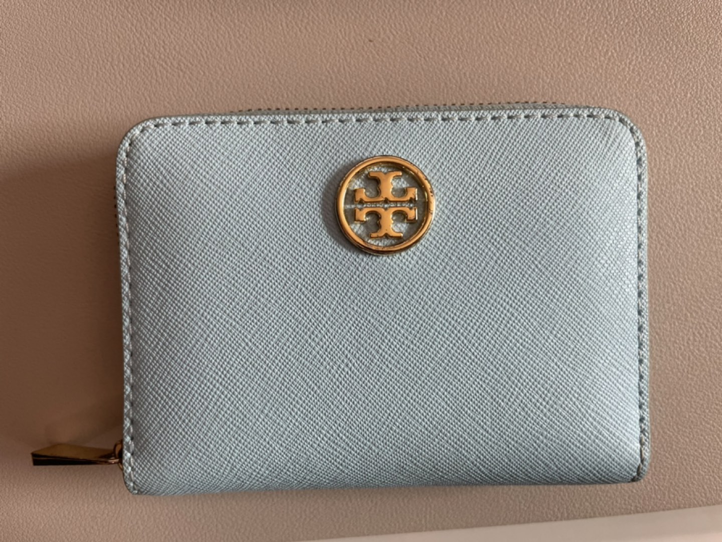 Tory Burch Card Holder $20 thumbnail