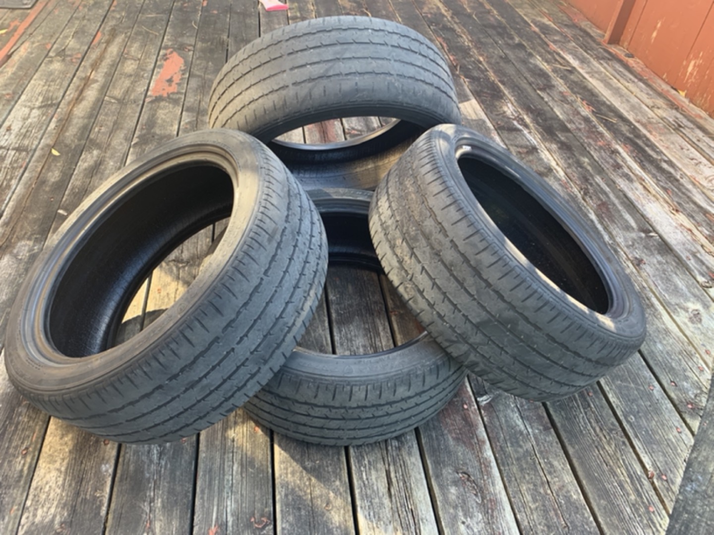 All season tire 215/45/R17