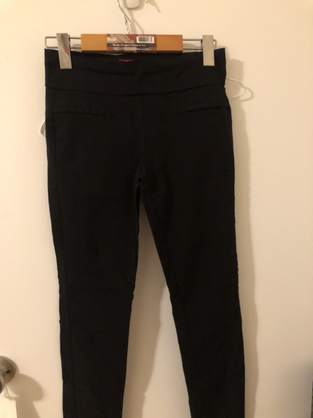 Guess Beatrix Super-Stretch Pants thumbnail