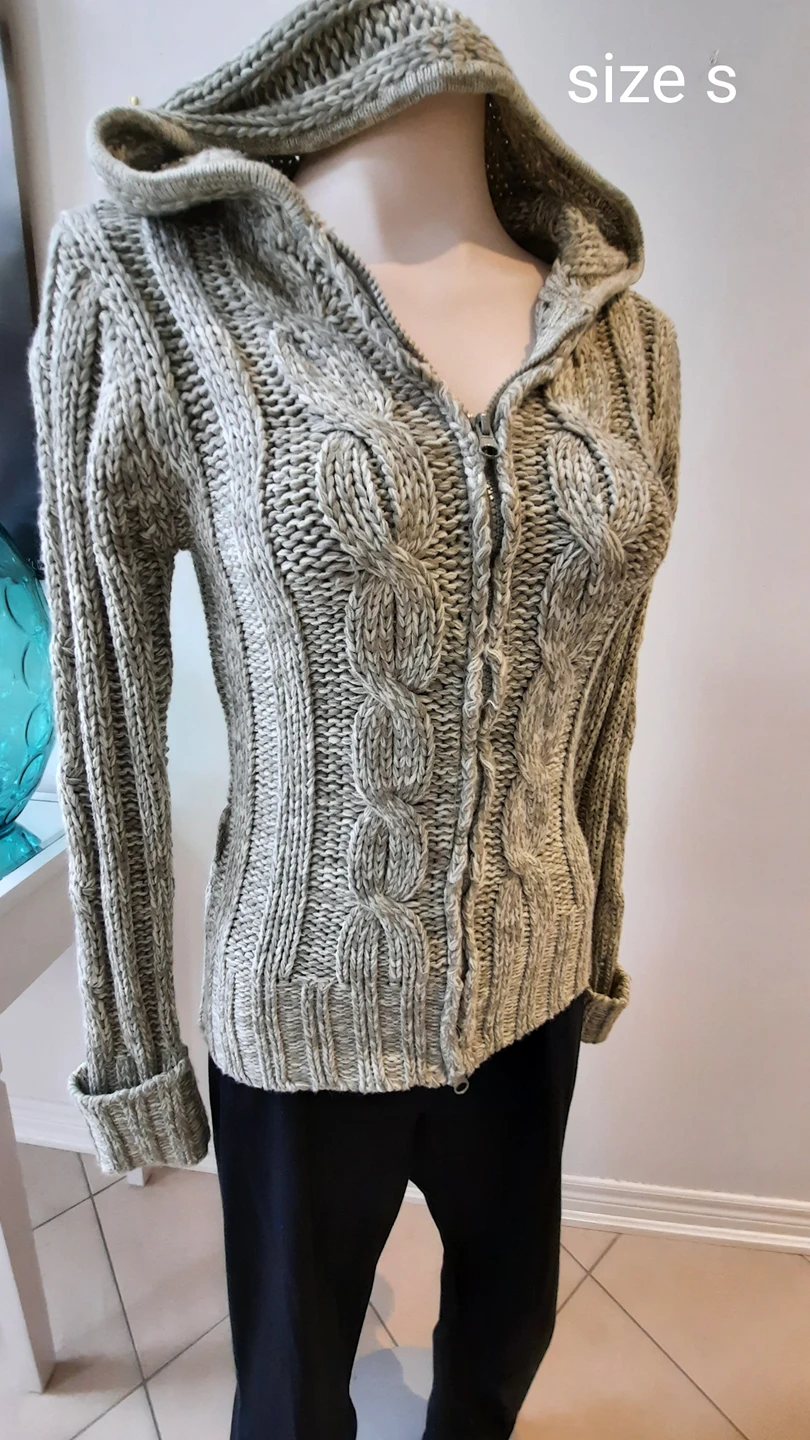 wool hooded sweater size small - photo 2