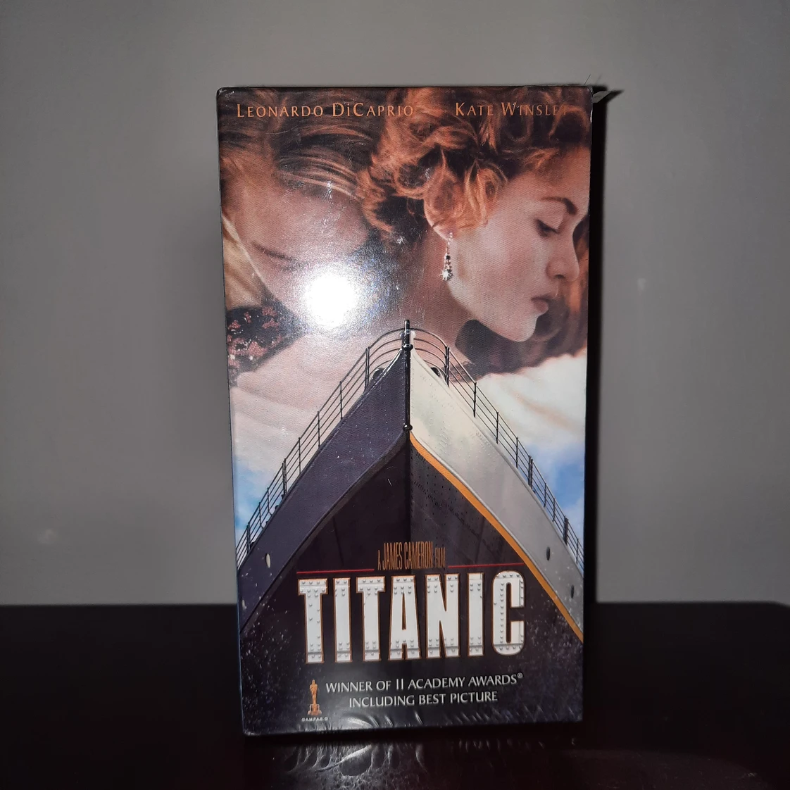 SEALED Titanic 2 vhs set BRAND NEW IN PACKAGING FROM 1997 thumbnail