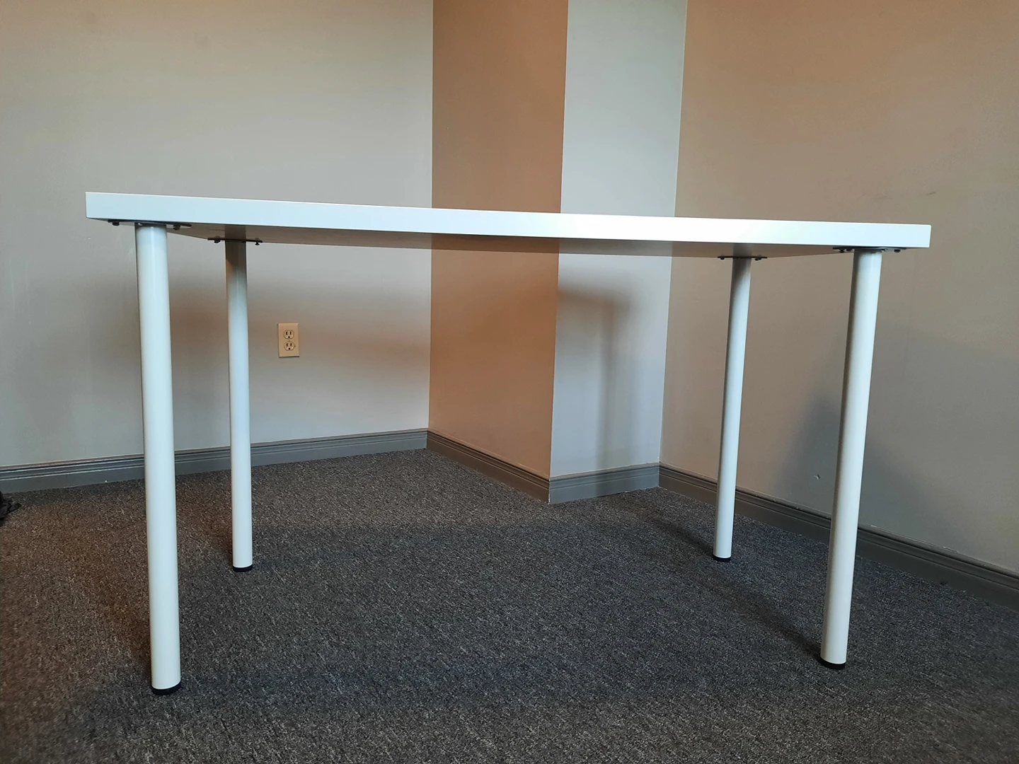Ikea LINNMON table thumbnail