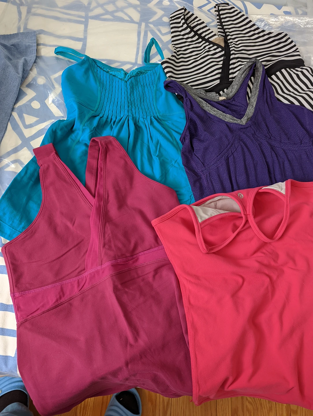 Lululemon activewear - photo 3