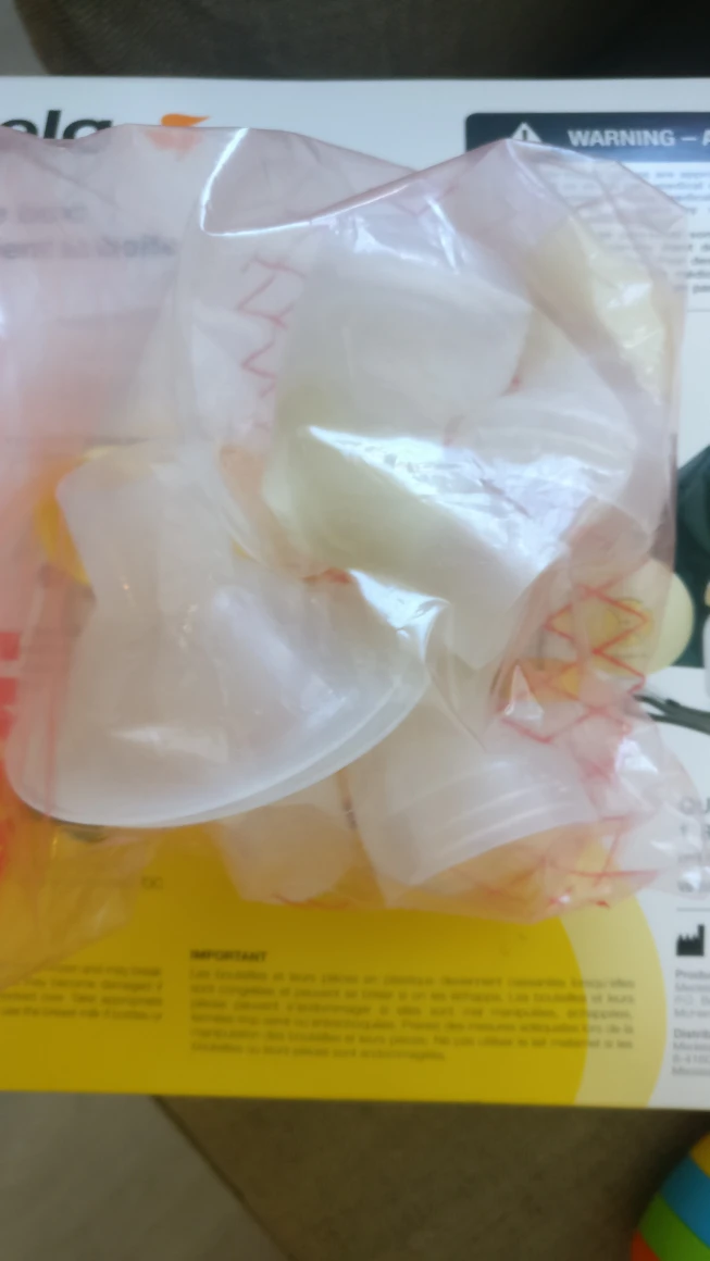 Medela Swing breast milk pump set (used) #freecycle - photo 3