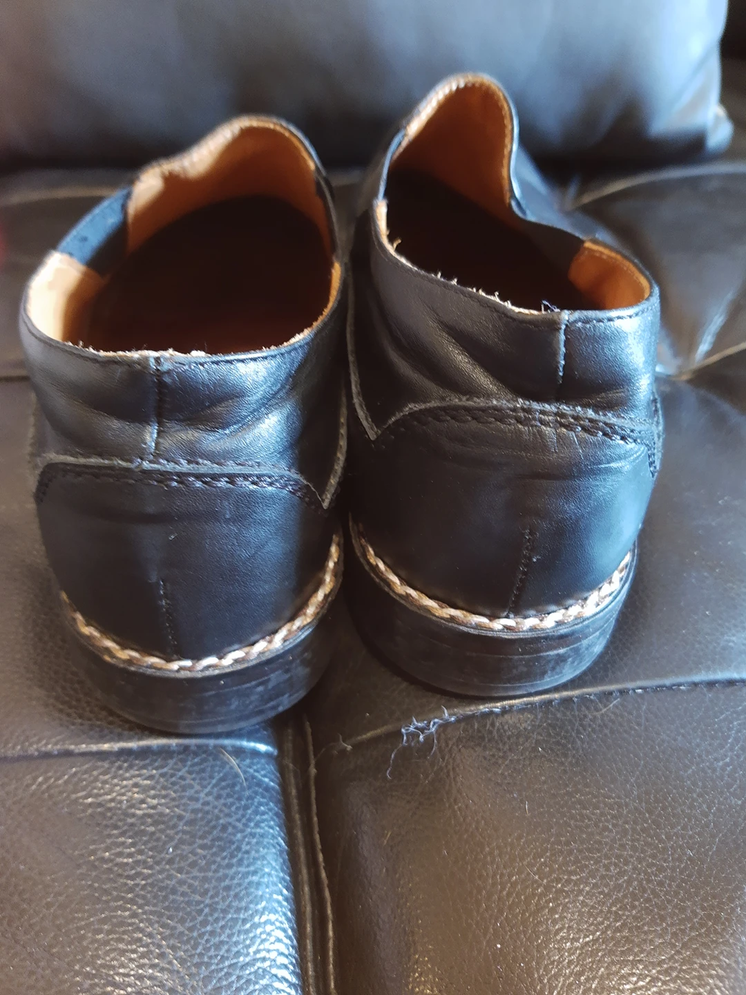 John Varvatos Black dress shoes size10.5 image indicator(3)