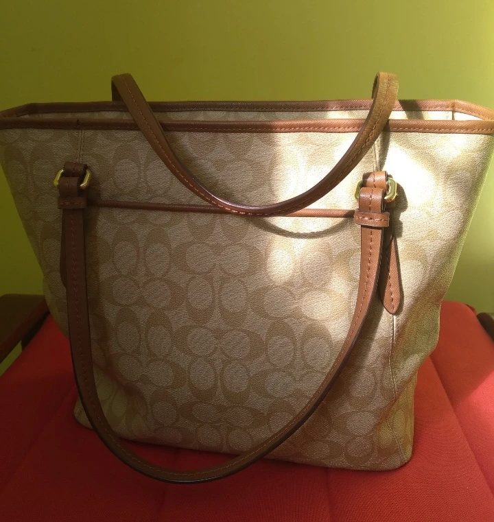 Coach Purse - photo 2