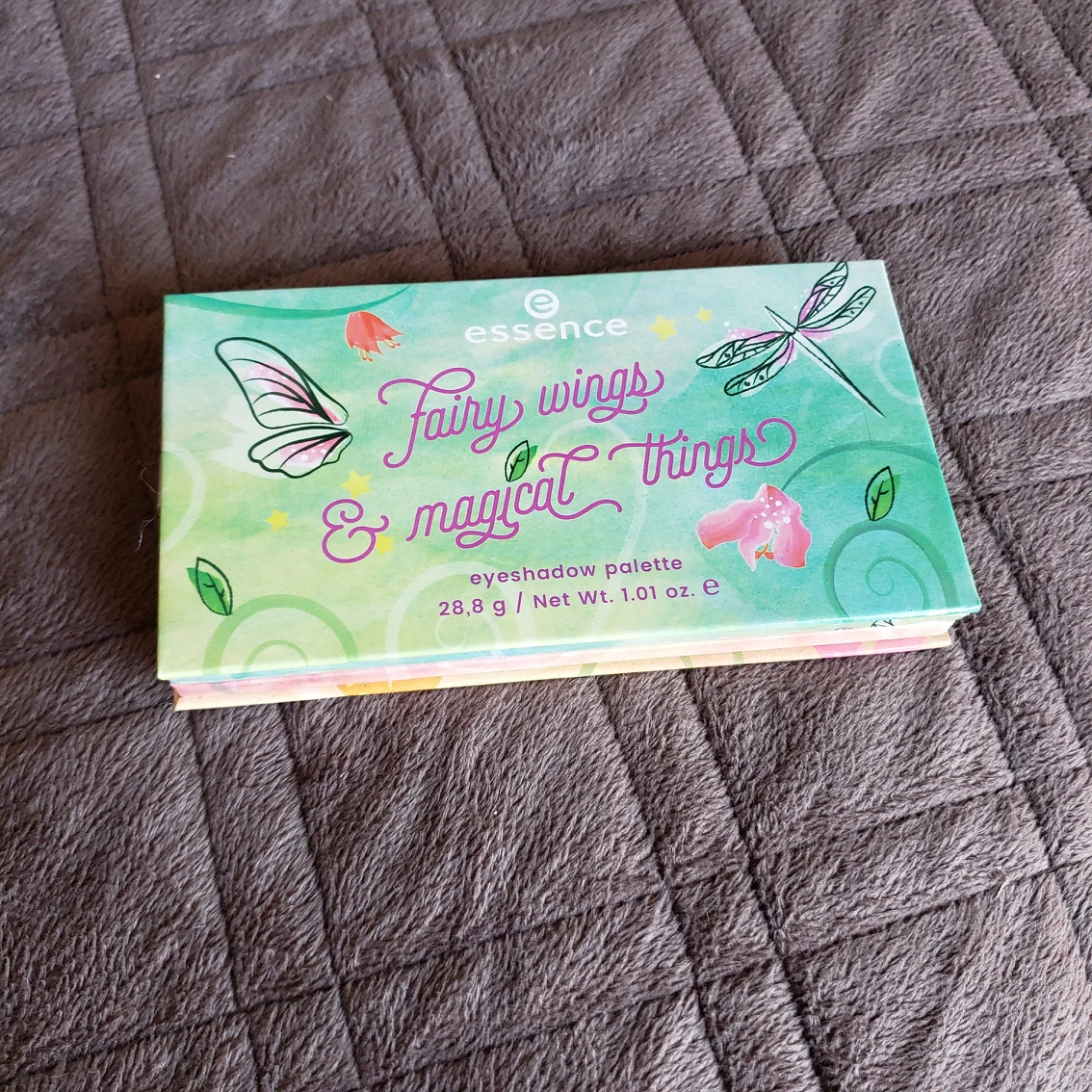 Brand New Eyeshadow Pallette thumbnail