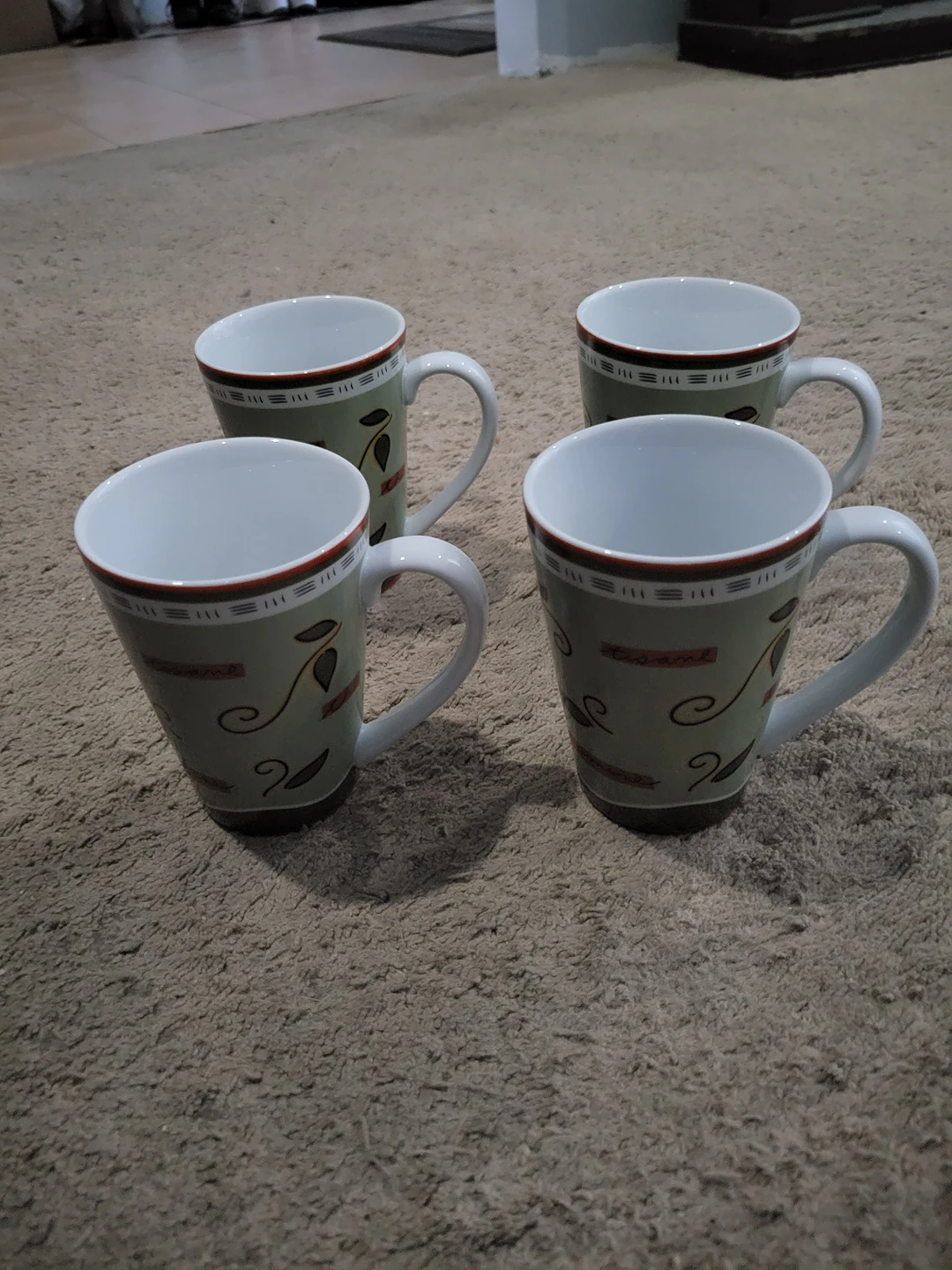 Set of 4 Coffee/Tea Cups 🏅 thumbnail