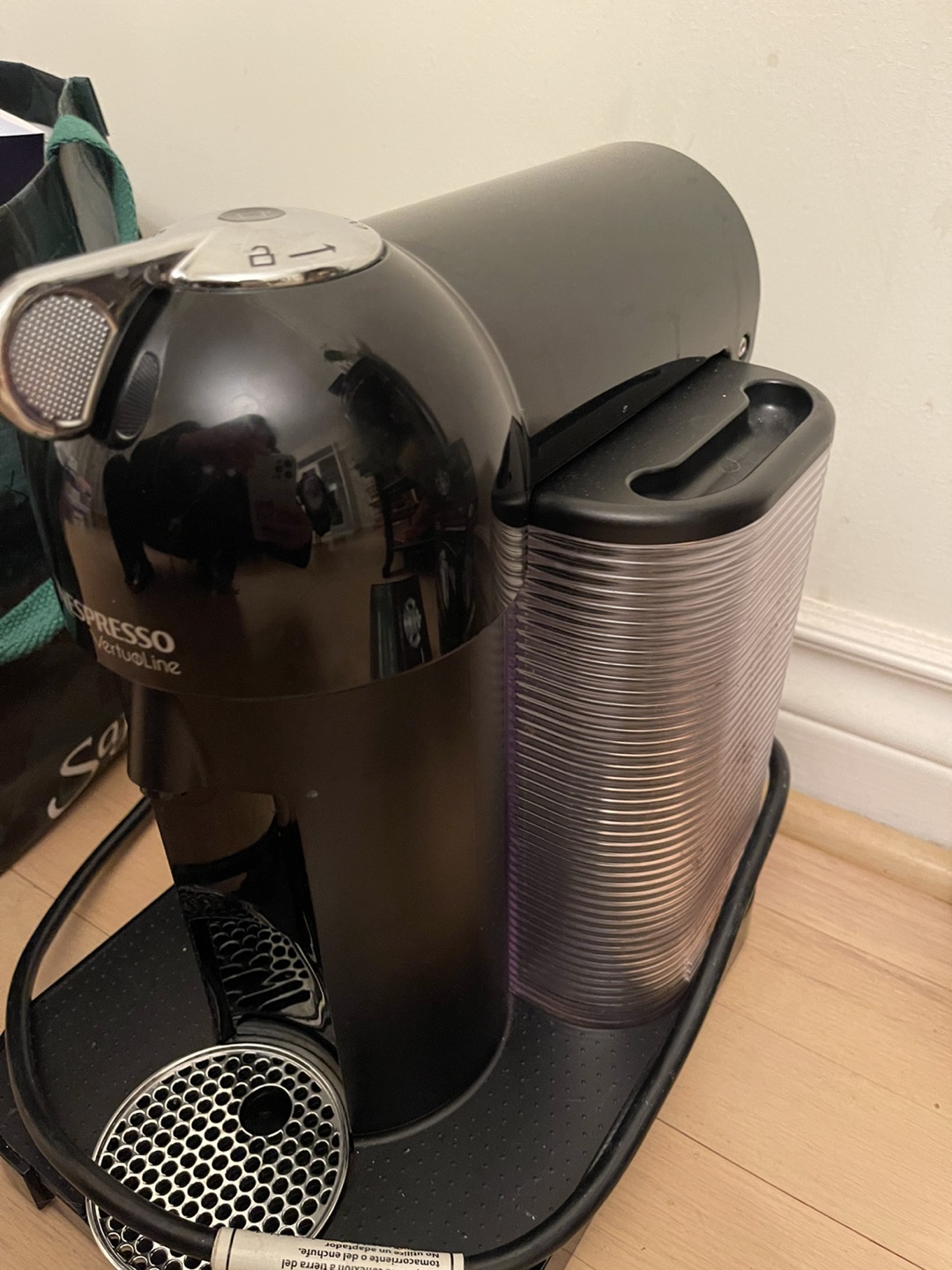Nespresso Vertuoline Machine - photo 2