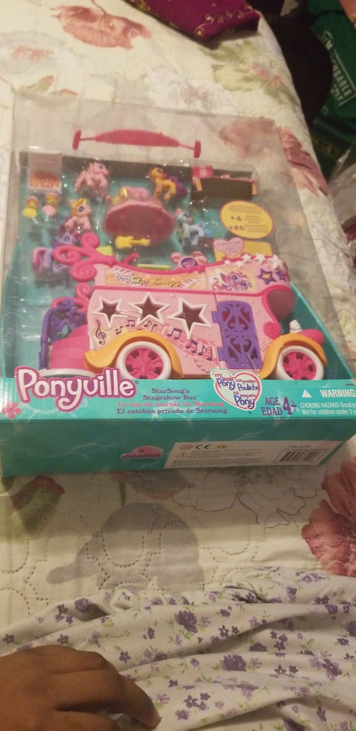 Brand new Girls my little pony set thumbnail