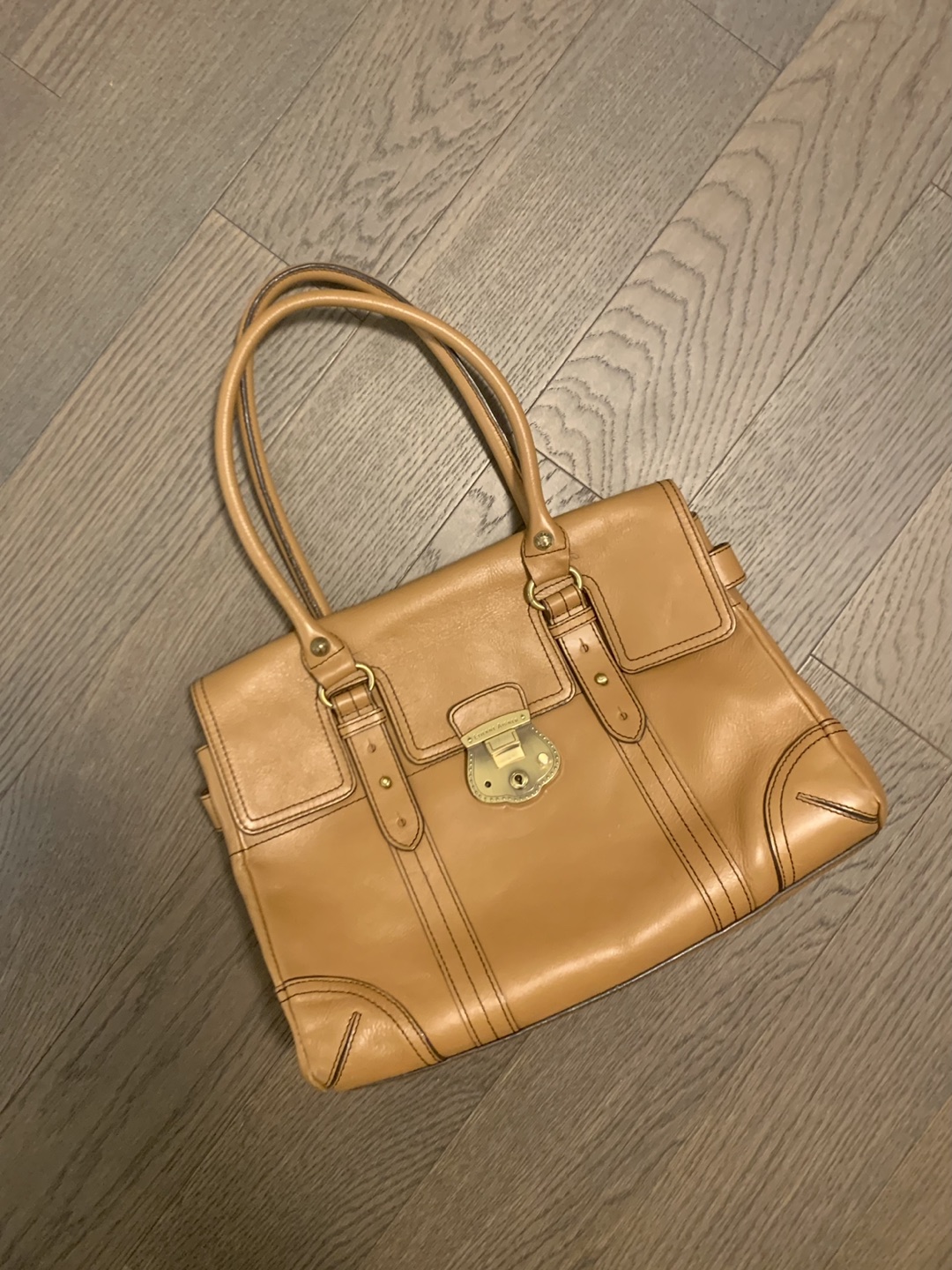 Leather handbag