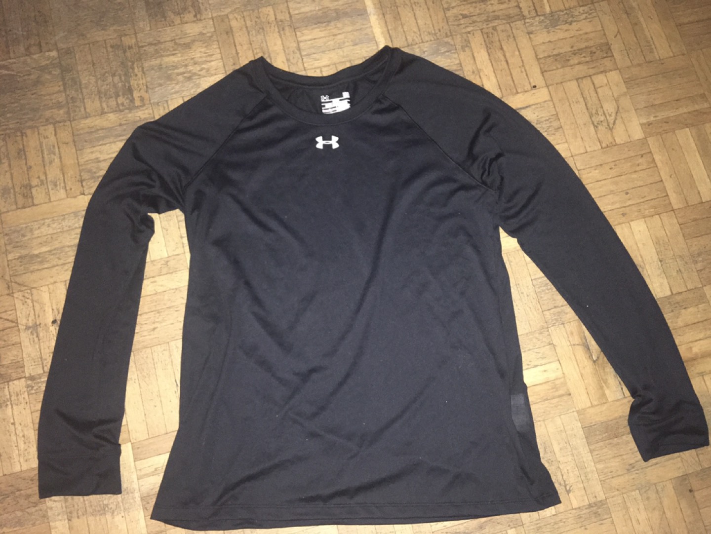 UnderArmour Sweater thumbnail