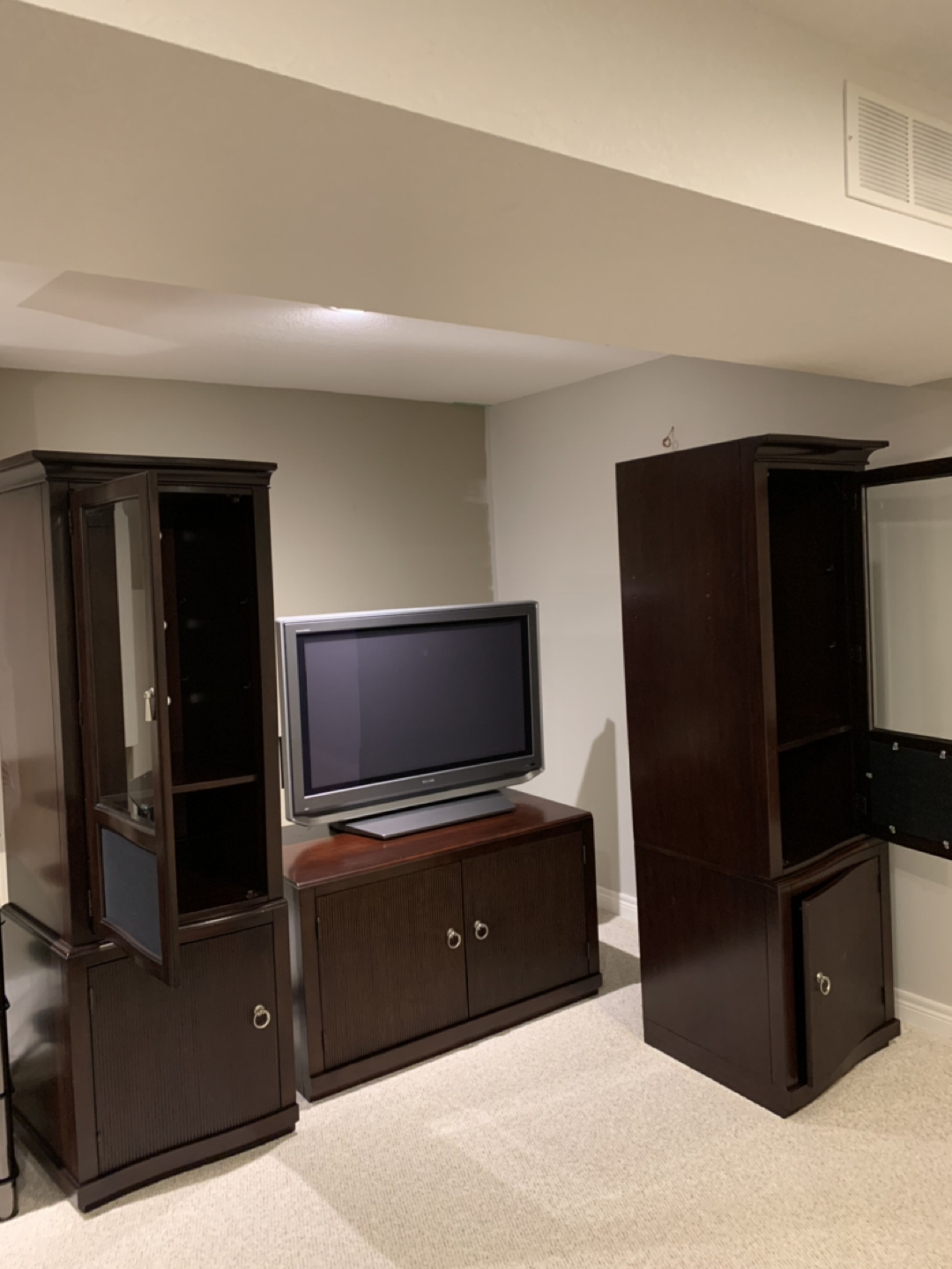 Paliser TV Entertainment Unit, display and storage unit