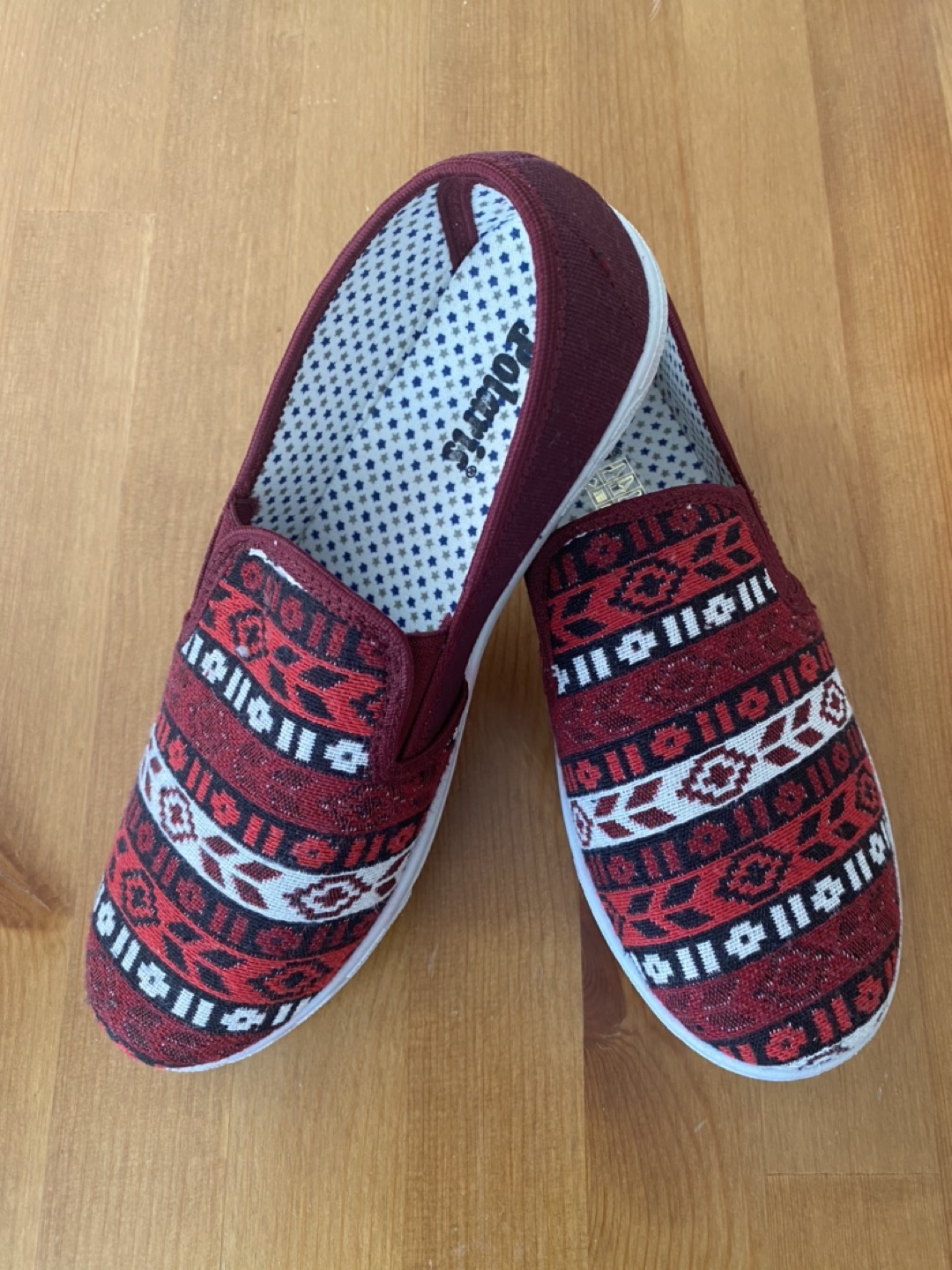 #freecycle women shoes thumbnail