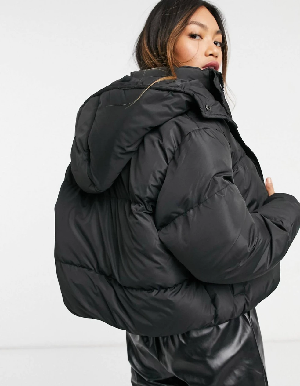 Hooded Puffer Jacket image indicator(5)