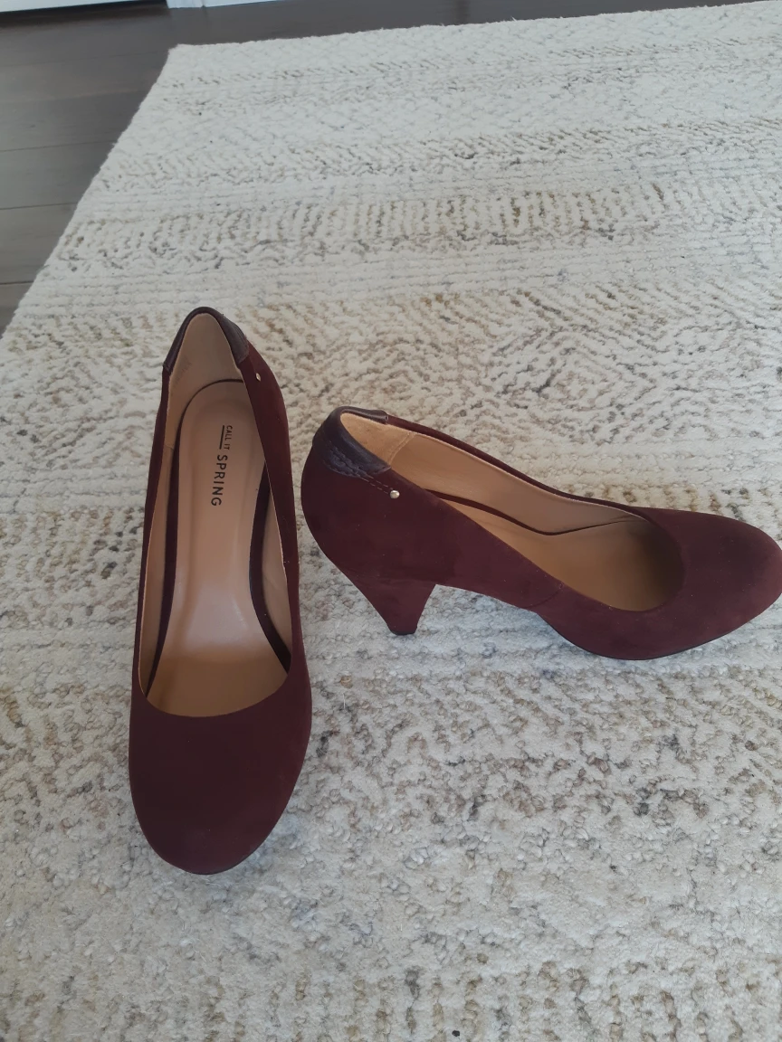 burgundy pumps #freecycle - photo 2