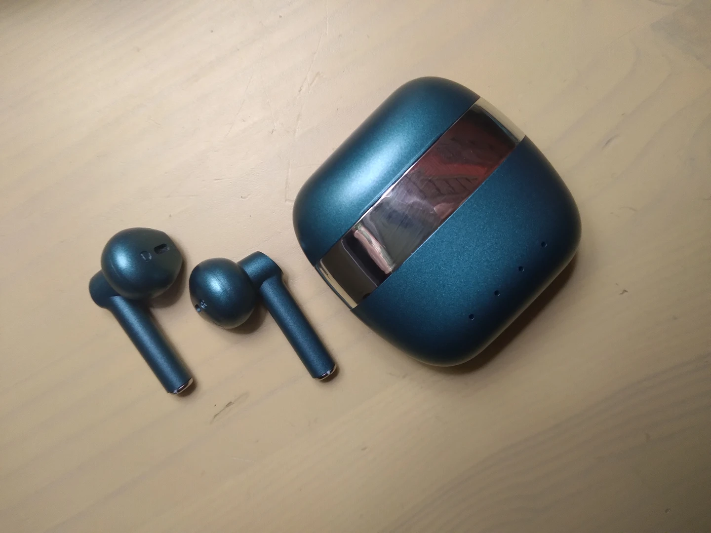 Wireless Bluetooth Earbuds - photo 2