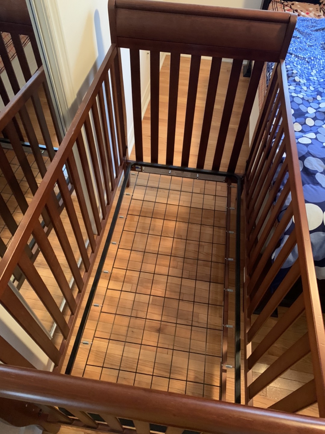 Crib by Graco - photo 2