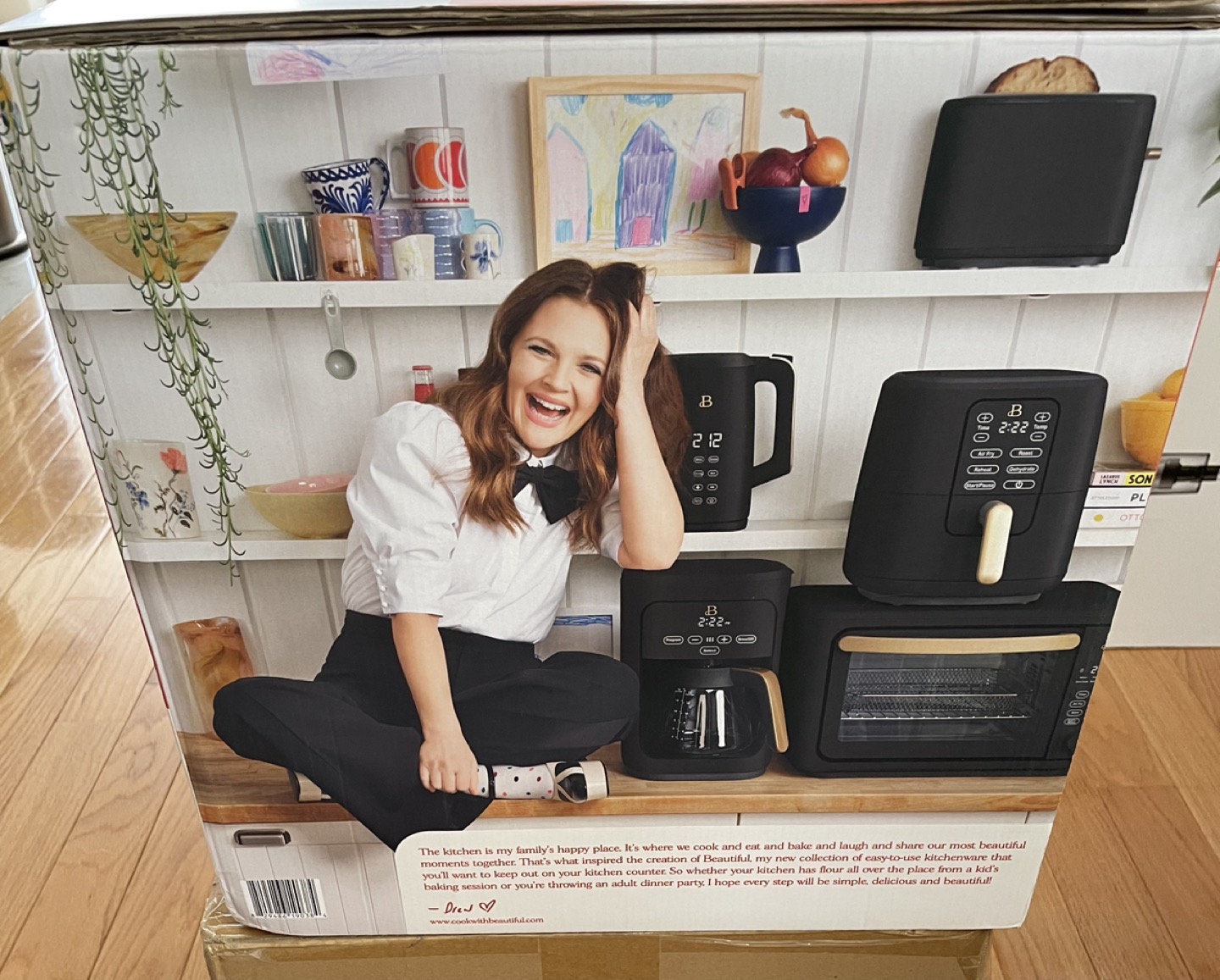 Beautiful 6 Quart Touchscreen Air Fryer by Drew Barrymore - photo 4