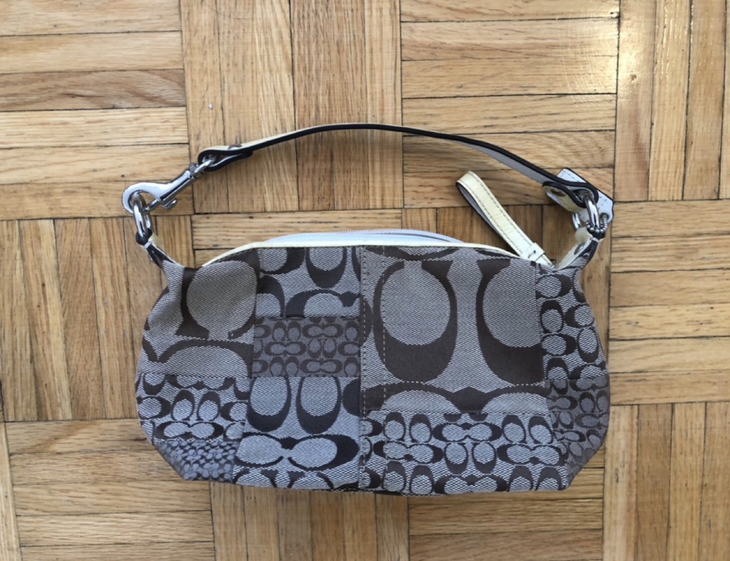 Small coach purse thumbnail