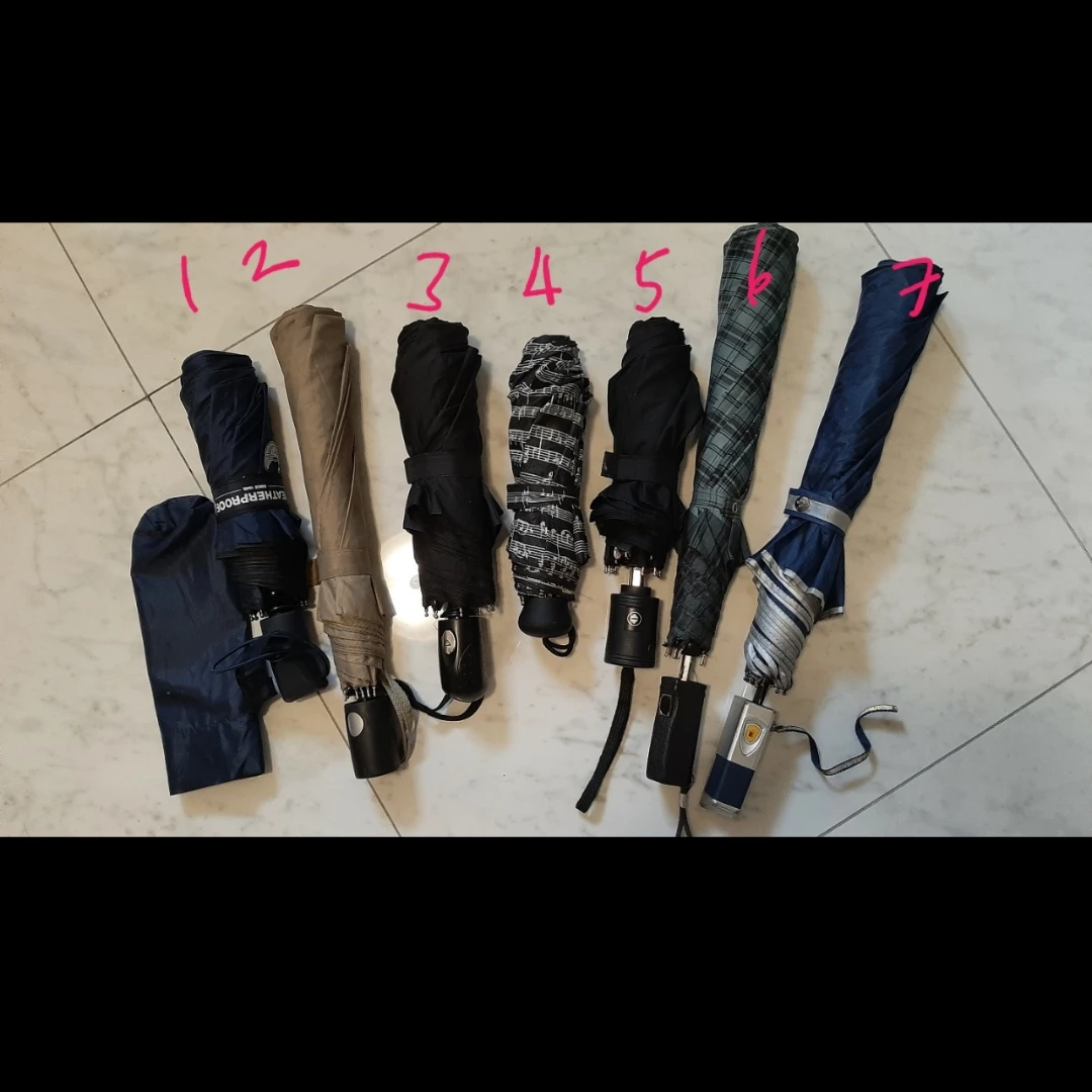 Umbrella 🌂 Collapsible great condition thumbnail