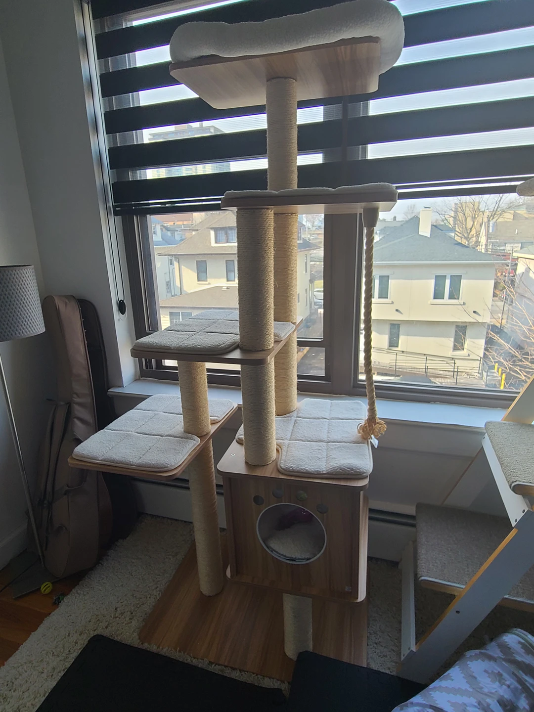 cat tower - photo 3