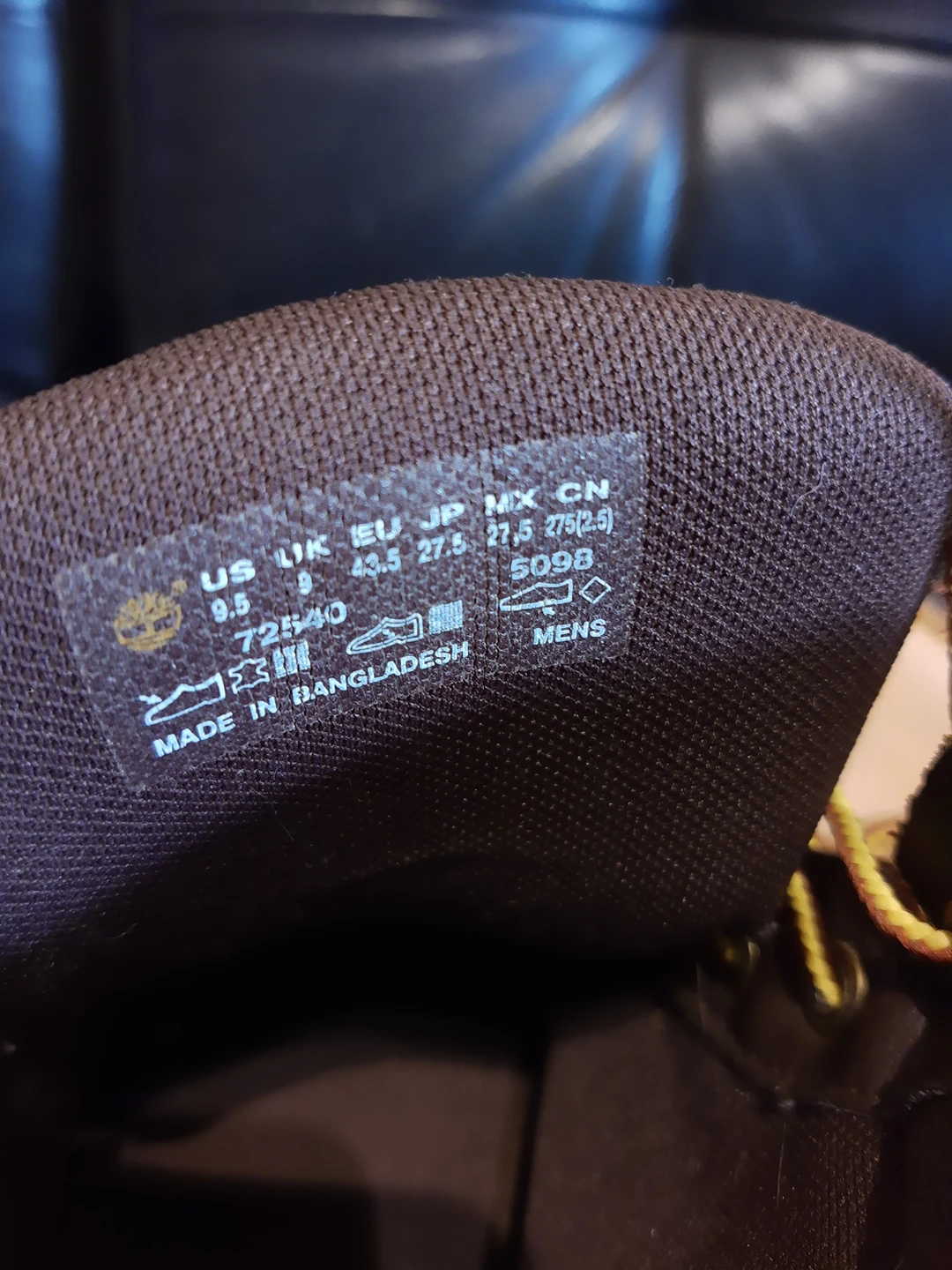 Timberland boots size 9.5 image indicator(5)