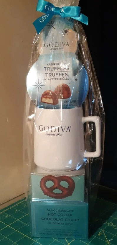 #freecycle Godiva chocolate gift set. thumbnail
