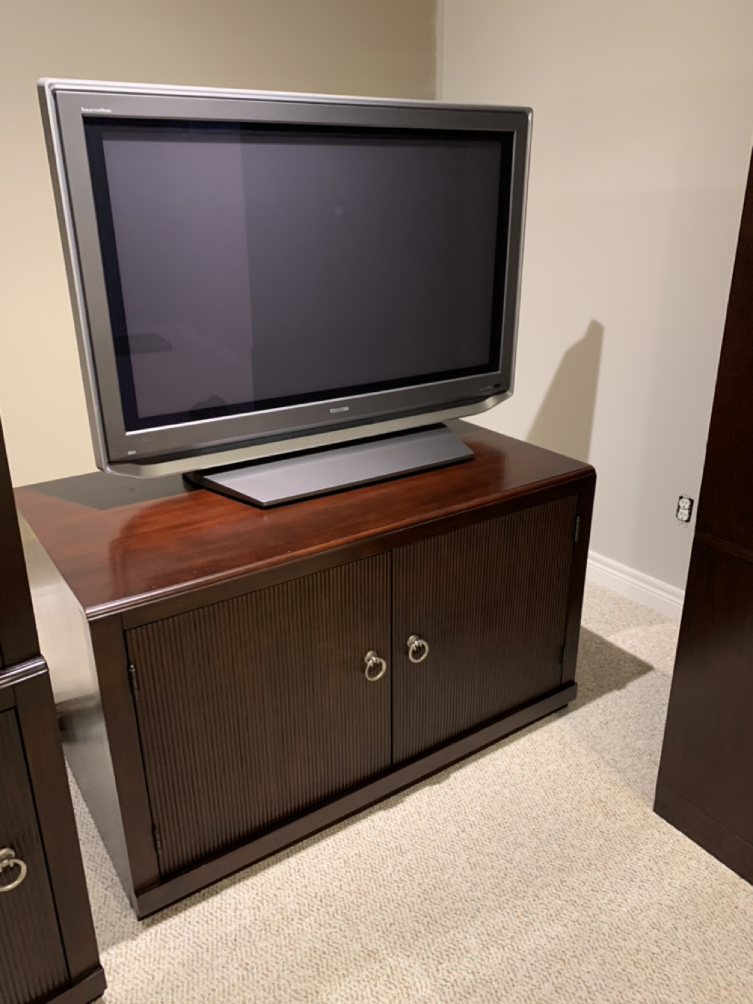 Paliser TV Entertainment Unit, display and storage unit - photo 4