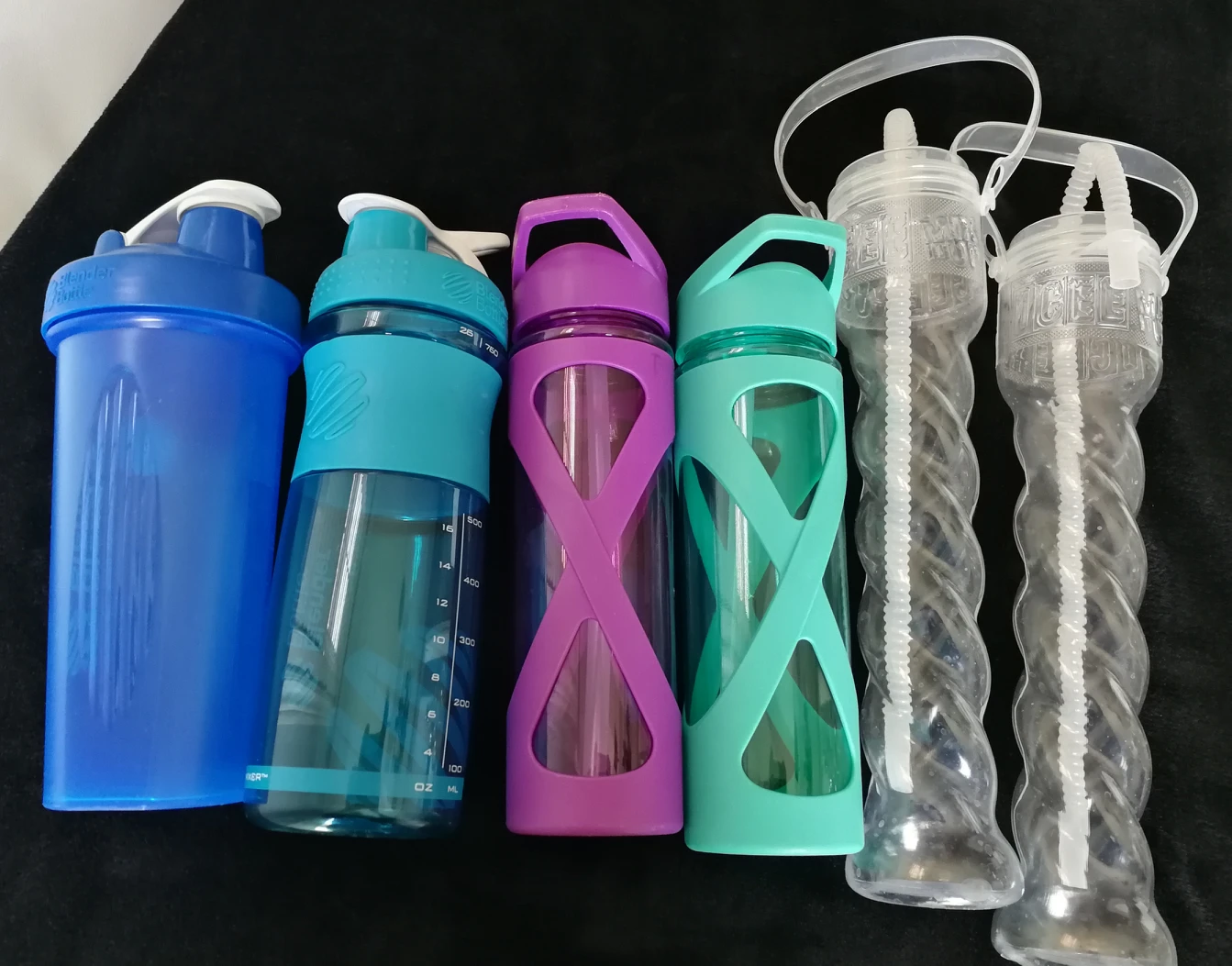 #freecycle Assorted shaker cups and tumblers thumbnail