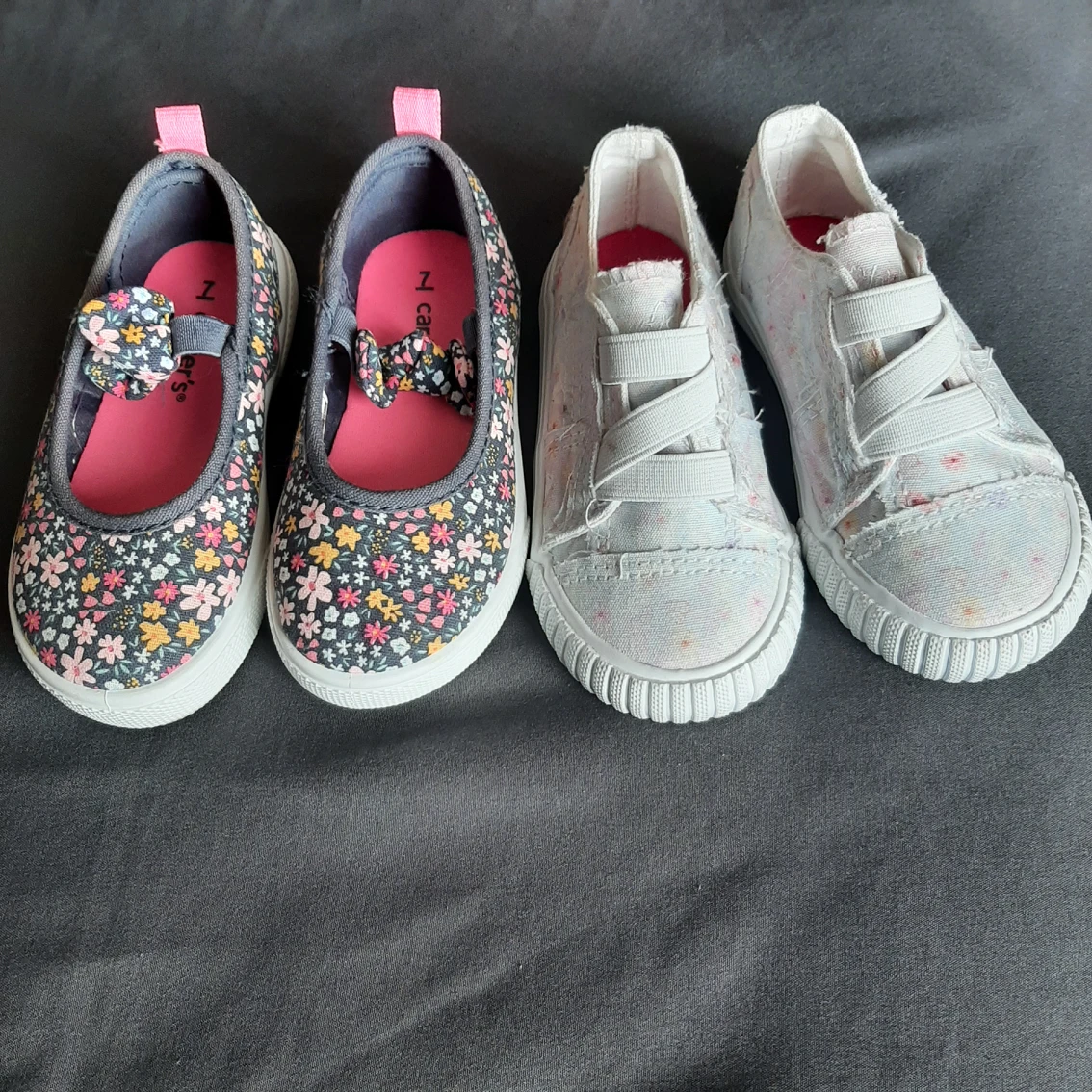 Toddlers Shoes Size 7 Like New thumbnail