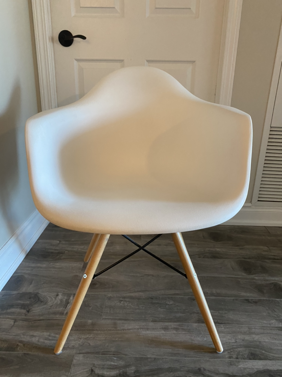 Arm chair / dining chair