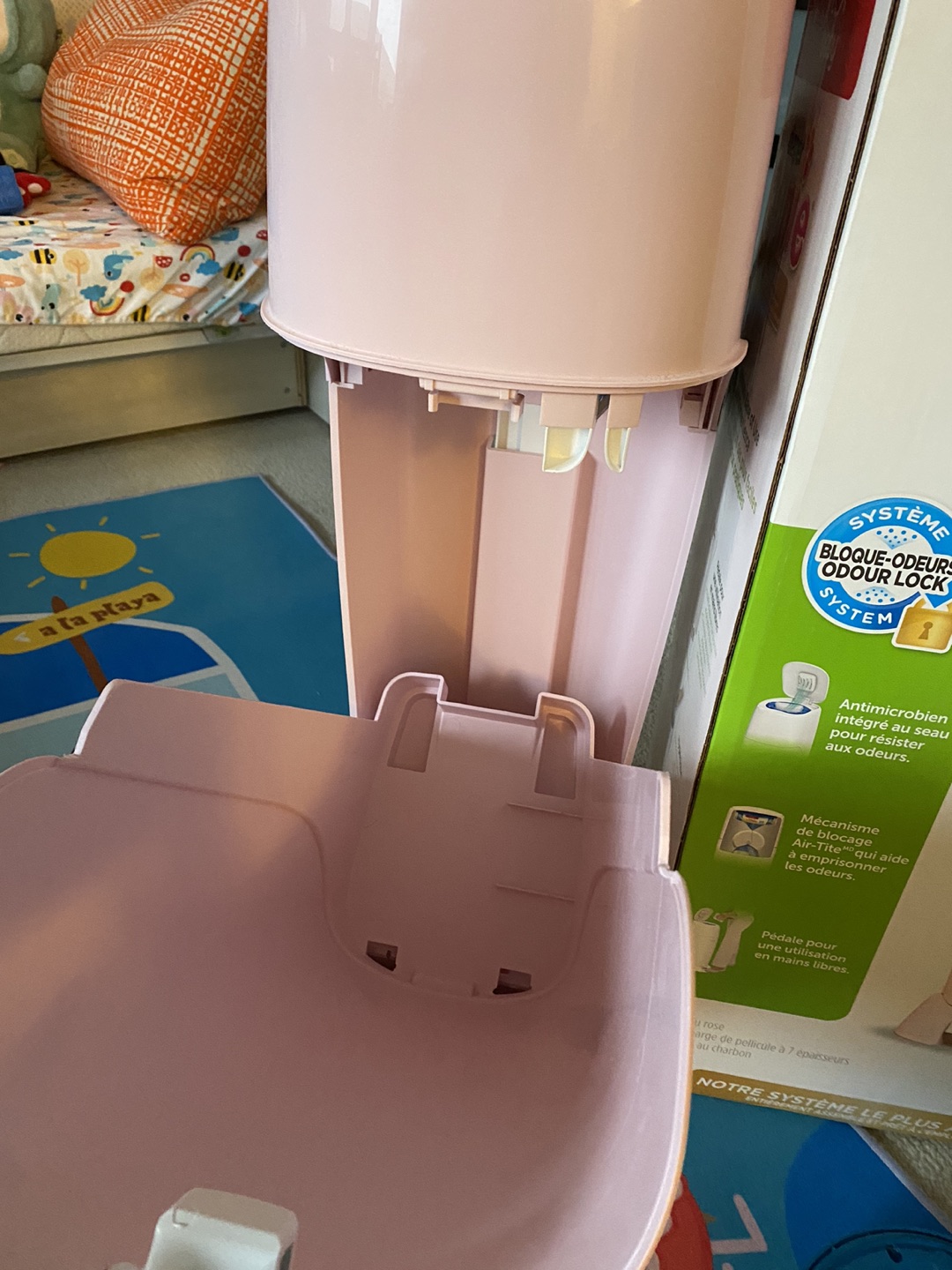 Diaper Genie Elite Disposal System with 5 Refrills image indicator(4)