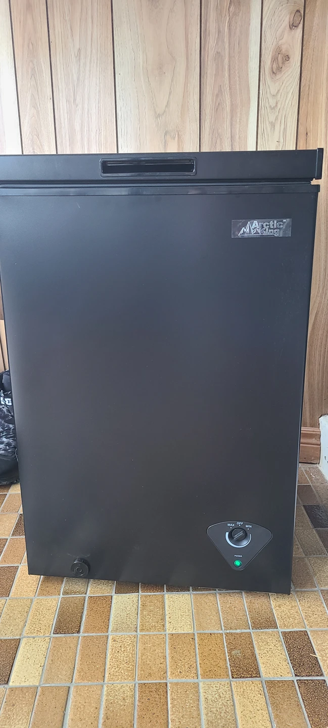 chest freezer $100 - photo 2